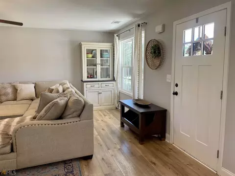 242 Needleleaf Dr, Barnesville, GA 30204 photo 9