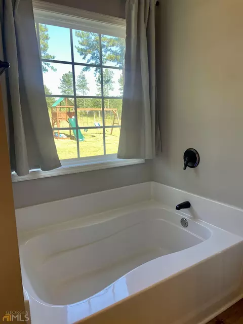 242 Needleleaf Dr, Barnesville, GA 30204 photo 17