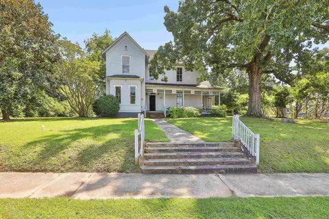 123 E Broad St, Fairburn, GA 30213 photo 3