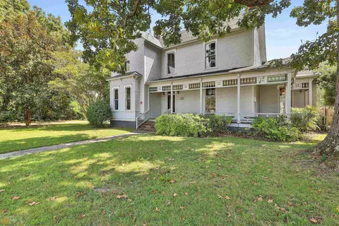 123 E Broad St, Fairburn, GA 30213 photo 5