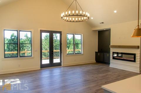 9159 Golfview Ln, Covington, GA 30014 photo 5