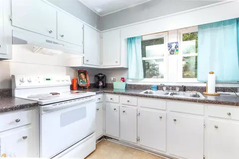 298 E 5th Ave, Winder, GA 30680 photo 16