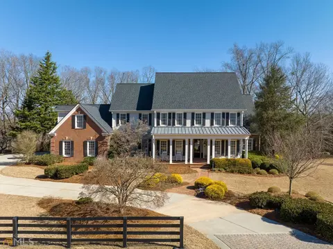 220 Edwards Brook Ct, Canton, GA 30115