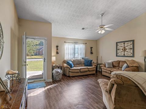 204 Drake Elm Ct, Hampton, GA 30228 photo 11