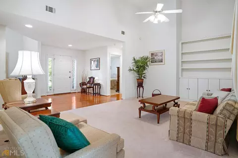 5 Cobblestone Ct, Savannah, GA 31419 photo 4