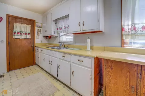 908 Nelson St, Jackson, GA 30233 photo 13