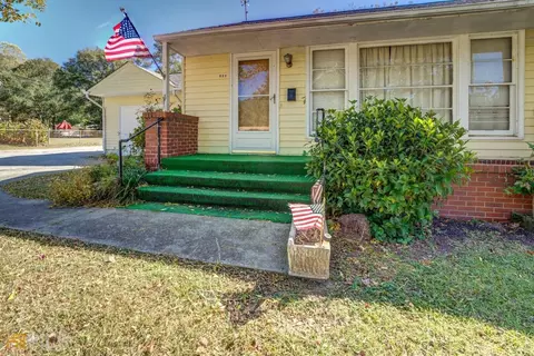 908 Nelson St, Jackson, GA 30233 photo 2