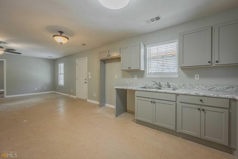 339 Spring St, Commerce, GA 30529 photo 28