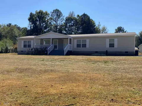 201 Pine Cir, Lagrange, GA 30241 photo 1