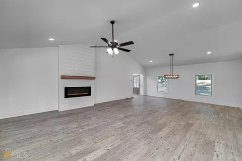 285 Winding Way, Jackson, GA 30233 photo 11