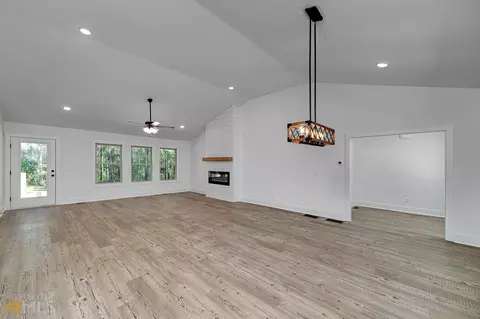 285 Winding Way, Jackson, GA 30233 photo 8