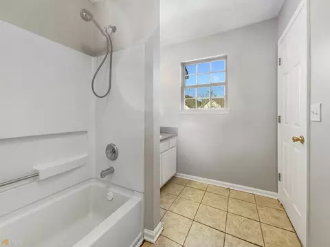 6696 Teresa Ln, Rex, GA 30273 photo 6
