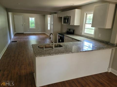 84 Branch St, Toccoa, GA 30577 photo 3