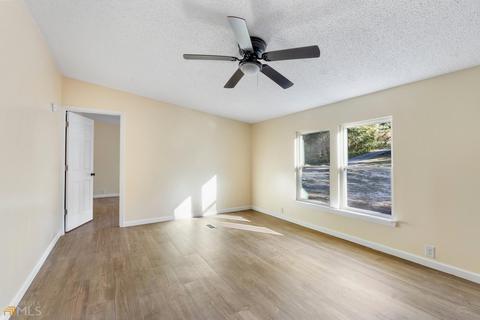178 Helen Dr, Byron, GA 31008 photo 6