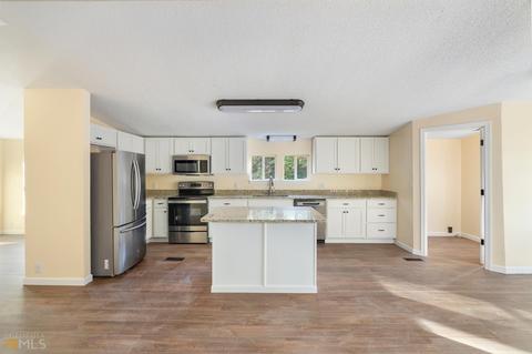 178 Helen Dr, Byron, GA 31008 photo 9