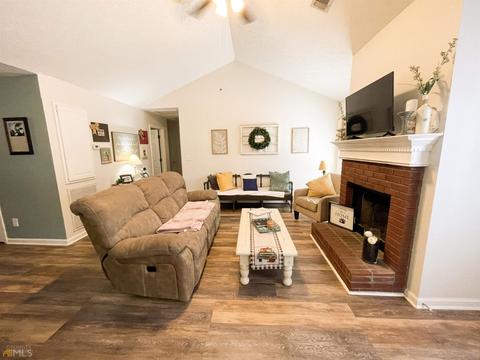 127 River Point Dr, Lagrange, GA 30240 photo 4