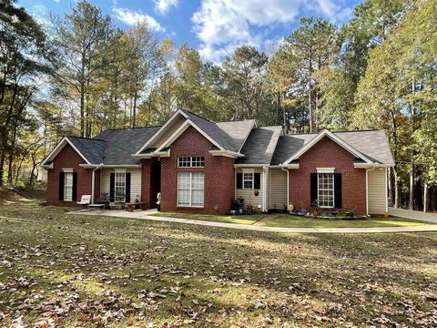 127 River Point Dr, Lagrange, GA 30240 photo 1