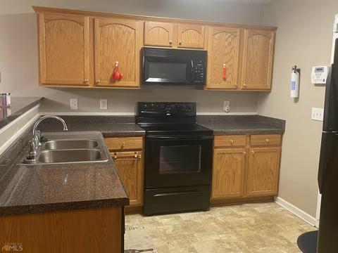 7180 Georges Way, Morrow, GA 30260 photo 3