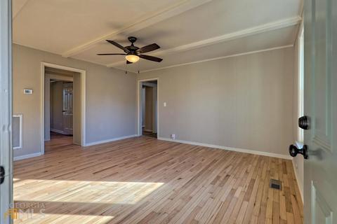 136 Chatham Ave, Cornelia, GA 30531 photo 7