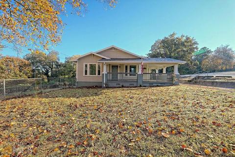 136 Chatham Ave, Cornelia, GA 30531 photo 2