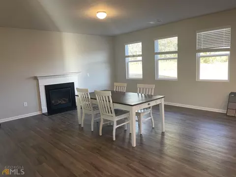 513 Edgemore Rd, Canton, GA 30114 photo 4