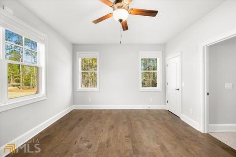 403 Crescent Dr, Forsyth, GA 31029 photo 13