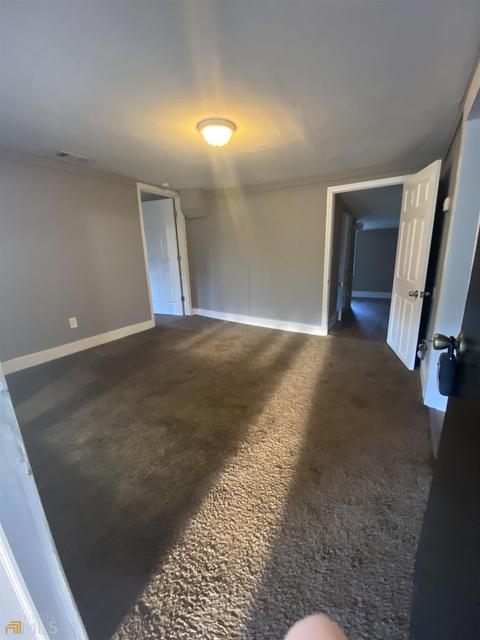 70 Oak Dr, Lagrange, GA 30240 photo 2
