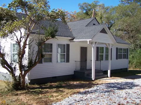 297 Forrest Ave, Jackson, GA 30233 photo 3