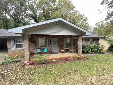 264 Chambers Ave, Cornelia, GA 30531 photo 2