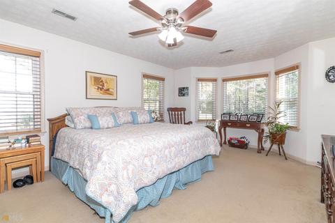 223 Hayes Ln, Rex, GA 30273 photo 7