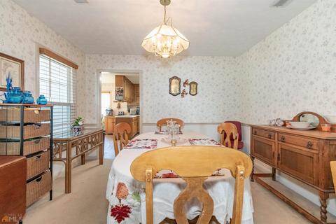 223 Hayes Ln, Rex, GA 30273 photo 14