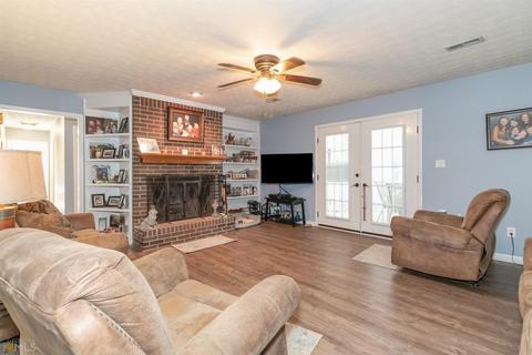 223 Hayes Ln, Rex, GA 30273 photo 22