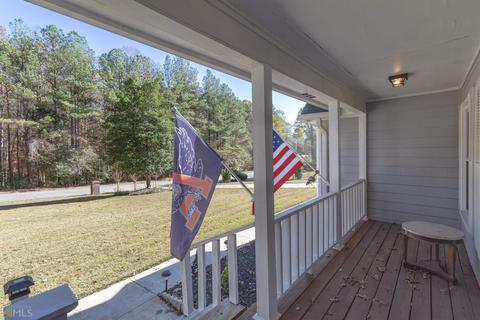 223 Hayes Ln, Rex, GA 30273 photo 5
