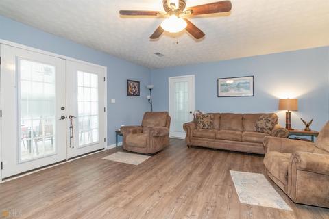 223 Hayes Ln, Rex, GA 30273 photo 23