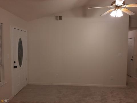 126 Park Pl, Barnesville, GA 30204 photo 10