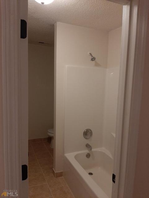 126 Park Pl, Barnesville, GA 30204 photo 12