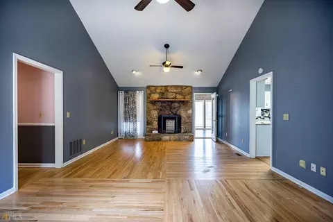 302 Merrill Dr, Lagrange, GA 30241 photo 6