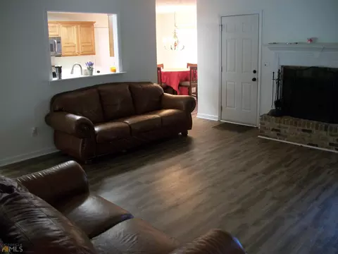 45 Rose Walk Dr, Covington, GA 30016 photo 6