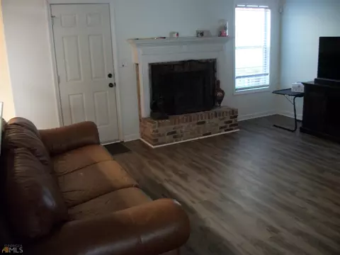 45 Rose Walk Dr, Covington, GA 30016 photo 3