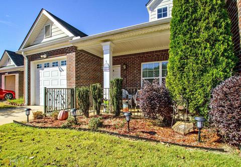 300 Rosenwald Ln, Hampton, GA 30228 photo 2