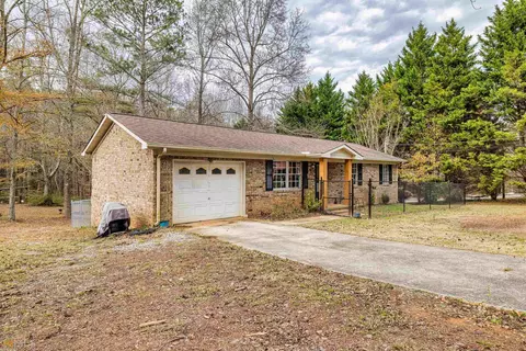 235 Second St, Bowdon, GA 30108 photo 3