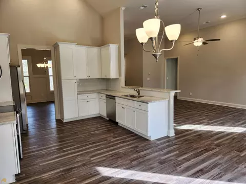 1706 Brownlee Rd, Jackson, GA 30233 photo 3