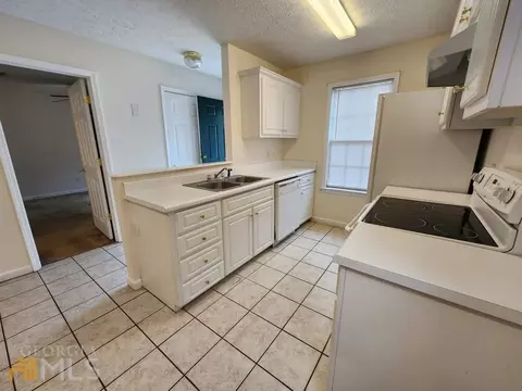 128 Clara Jean Ct, Lagrange, GA 30240 photo 9