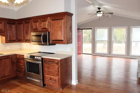 5949 W Point Rd, Lagrange, GA 30240 photo 8