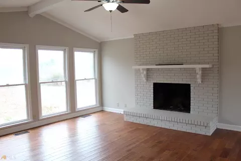 5949 W Point Rd, Lagrange, GA 30240 photo 3