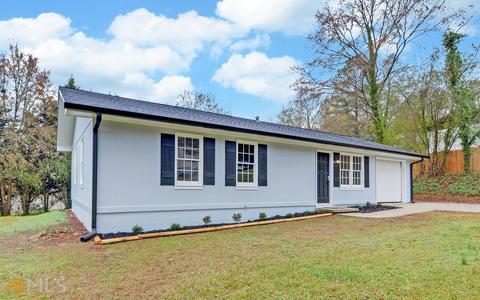 392 Scenic Dr, Toccoa, GA 30577 photo 1