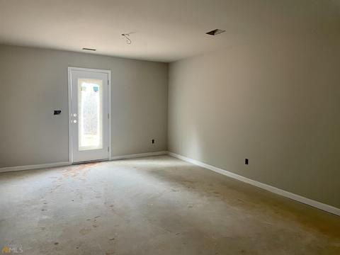 208 Keith Dr, Forsyth, GA 31029 photo 3