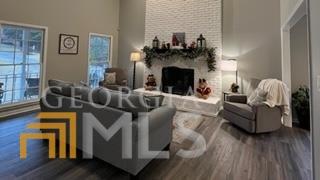579 Wesley Cir, Toccoa, GA 30577 photo 2