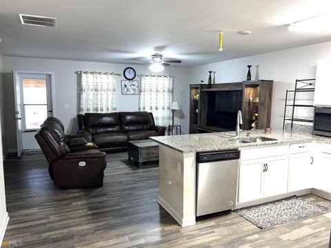 206 Tamarack Dr, Lagrange, GA 30241 photo 6