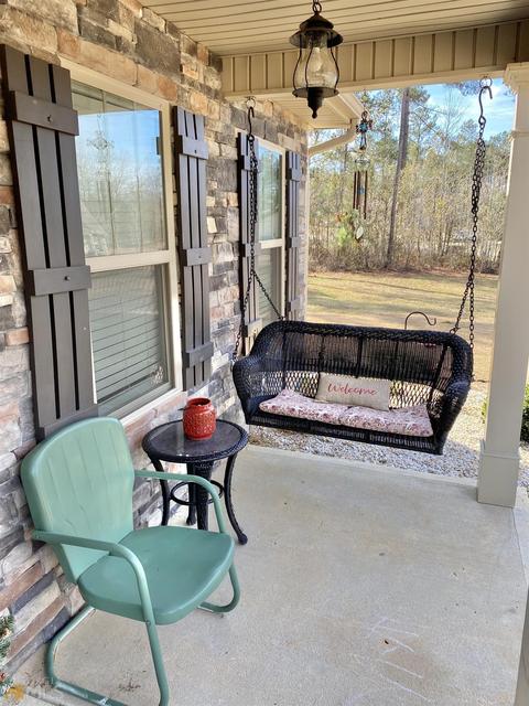 143 Needleleaf Ct, Barnesville, GA 30204 photo 9